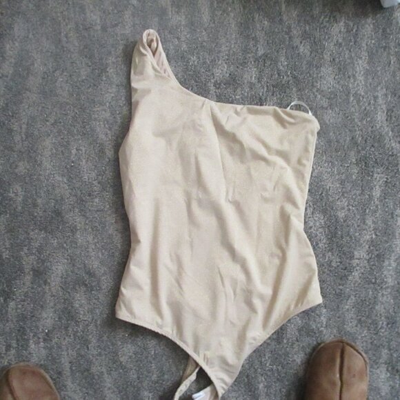 new with tag saints 21 shimmery gold one shoulder bodysuit  M - Picture 3 of 3